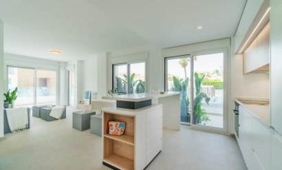 Bungalow - Resale - Orihuela Costa -
                Playa Flamenca