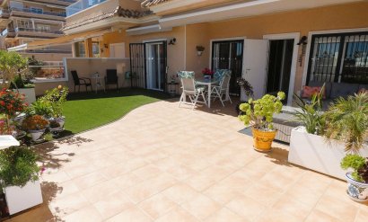 Bungalow - Revente -
            Orihuela Costa - AM-02066