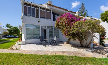 Bungalow - Segunda mano -
            Orihuela Costa - AM-02159