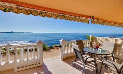 Bungalow - Segunda mano - Torrevieja -
                Playa de los Naufragos