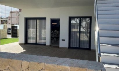Bungalow - Wiederverkauf - Orihuela Costa -
                Villamartín
