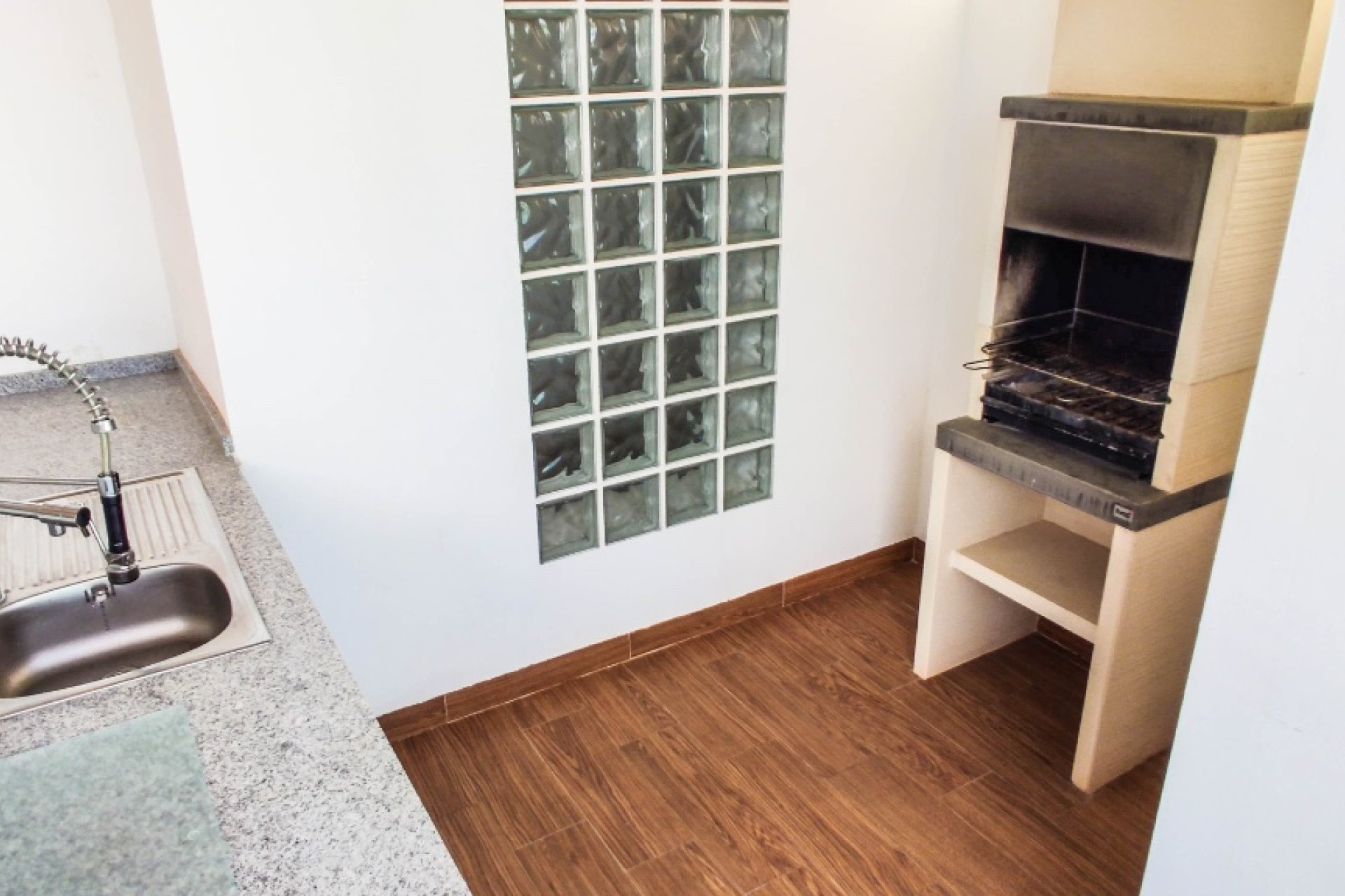 Herverkoop - Apartament -
Punta Prima