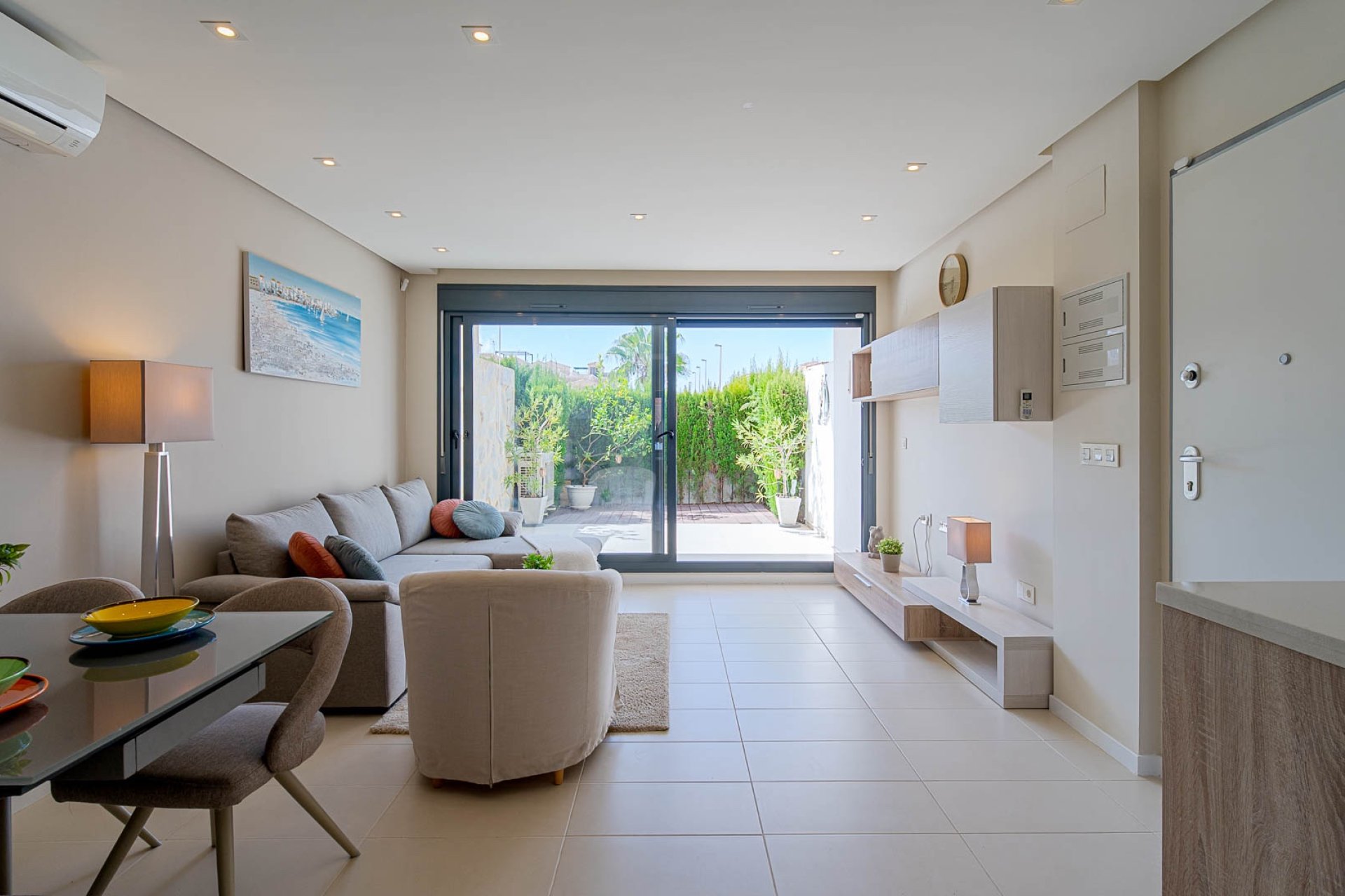 Herverkoop - Apartament -
Punta Prima