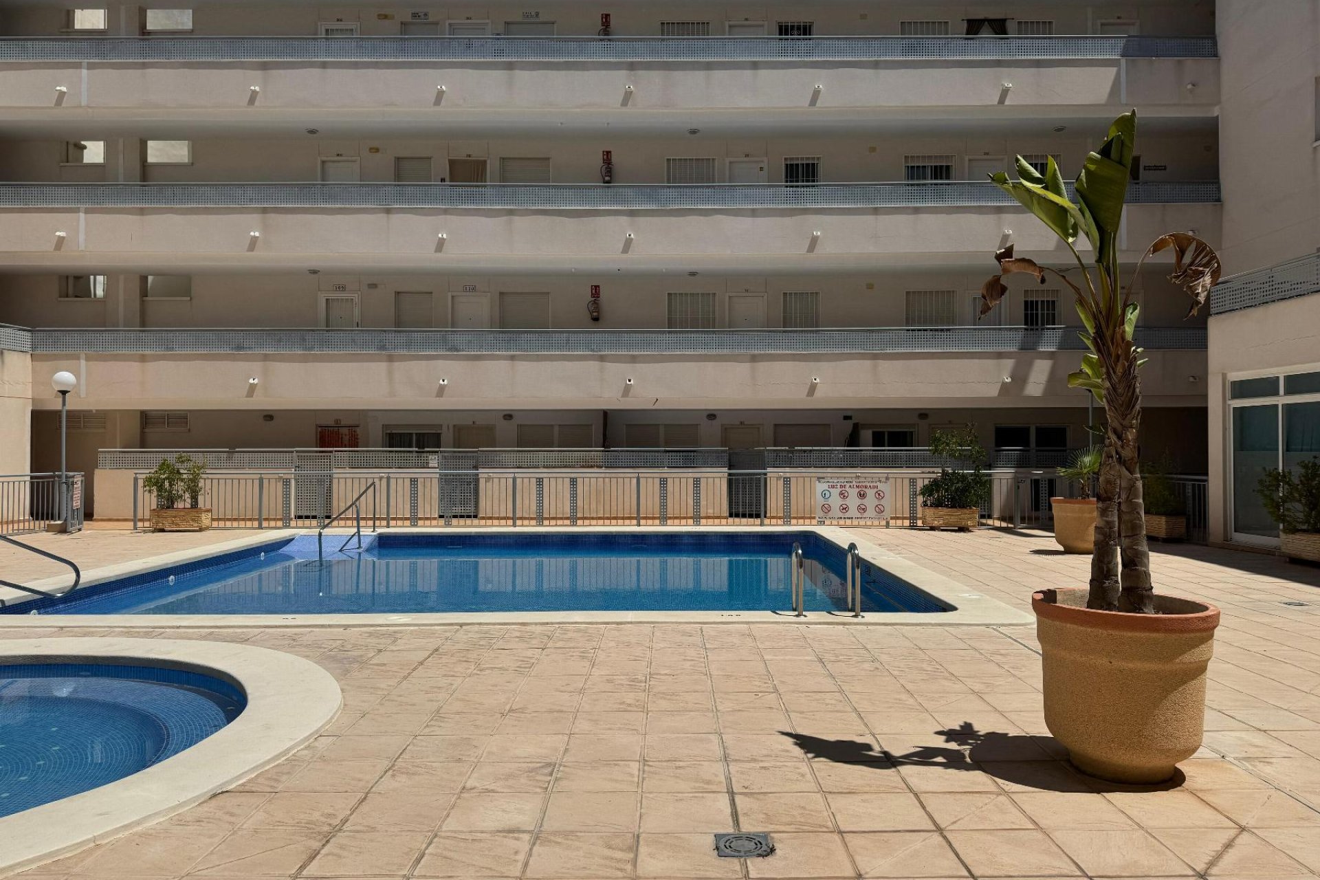 Herverkoop - Apartamento -
Almoradí