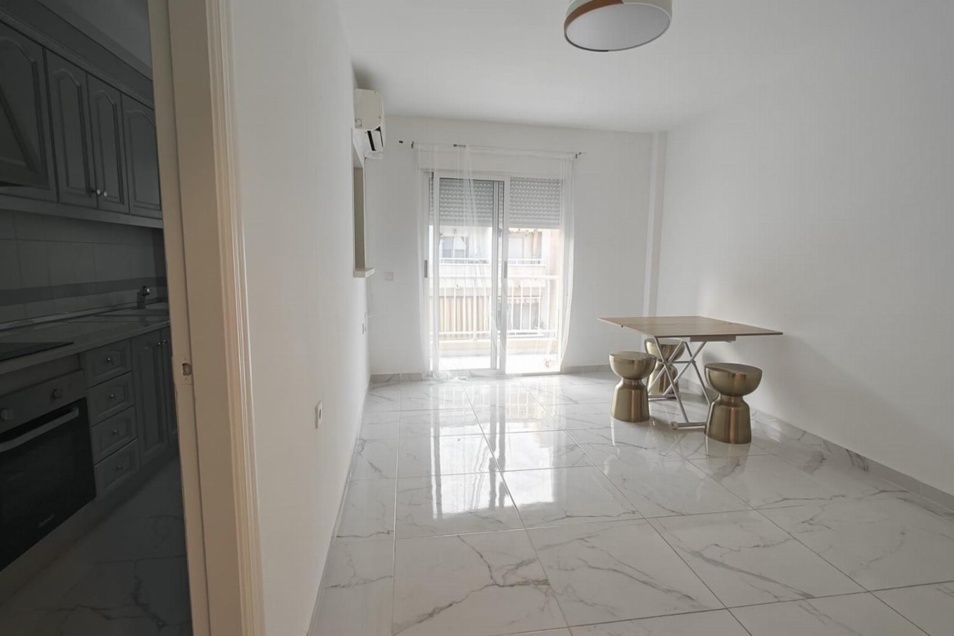 Herverkoop - Apartamento -
Torrevieja - Acequion