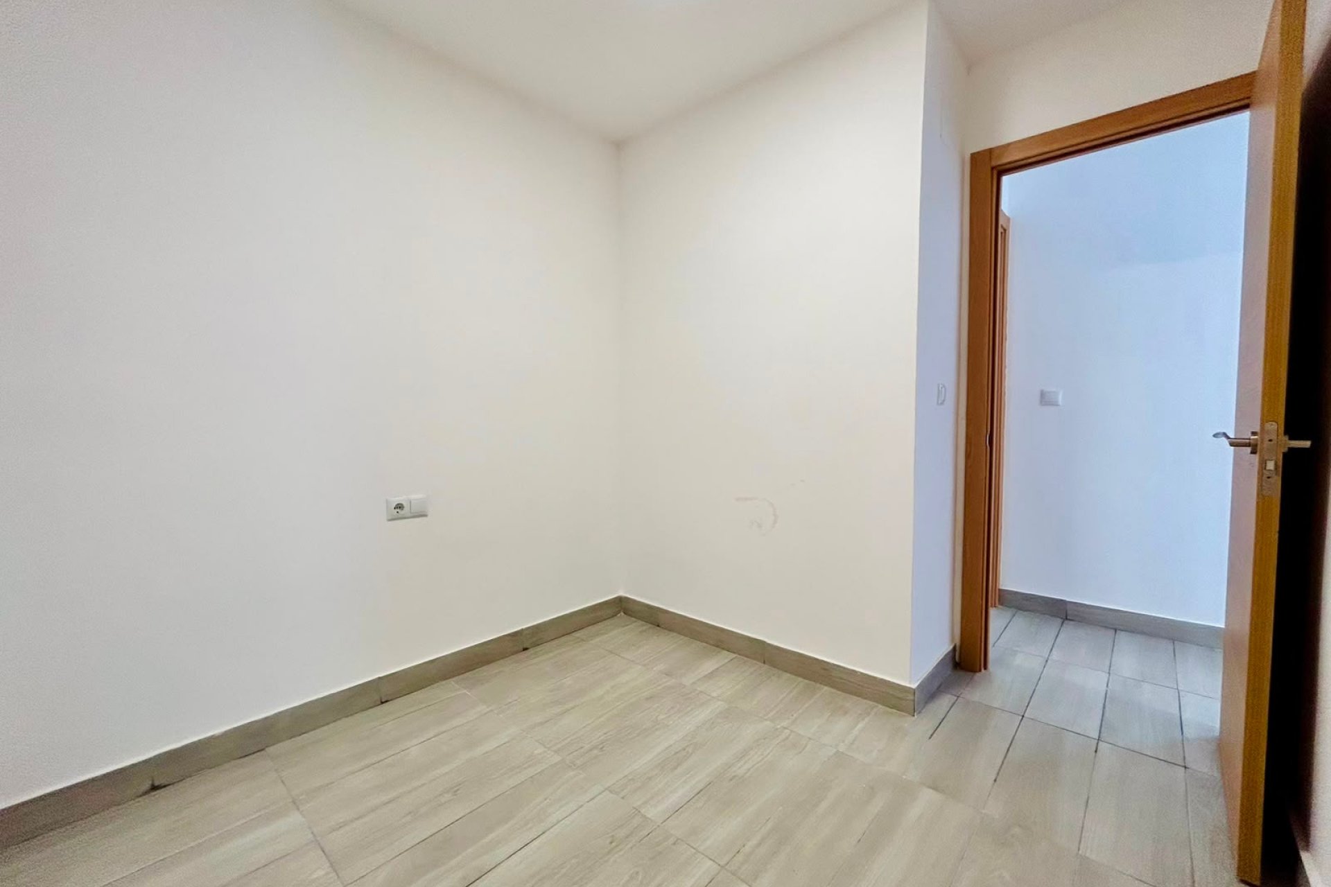 Herverkoop - Apartamento -
Torrevieja Centro - Torrevieja
