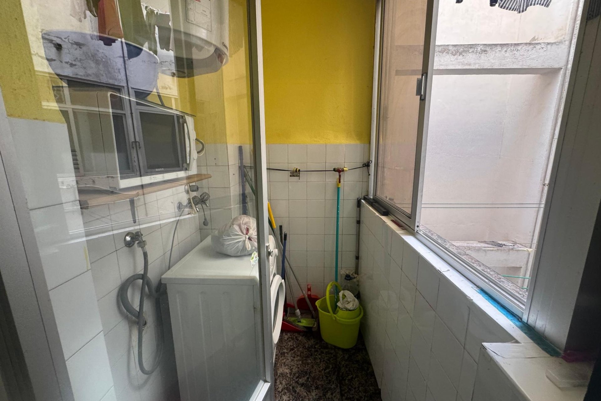 Herverkoop - Apartamento -
Torrevieja - Playa del Acequión