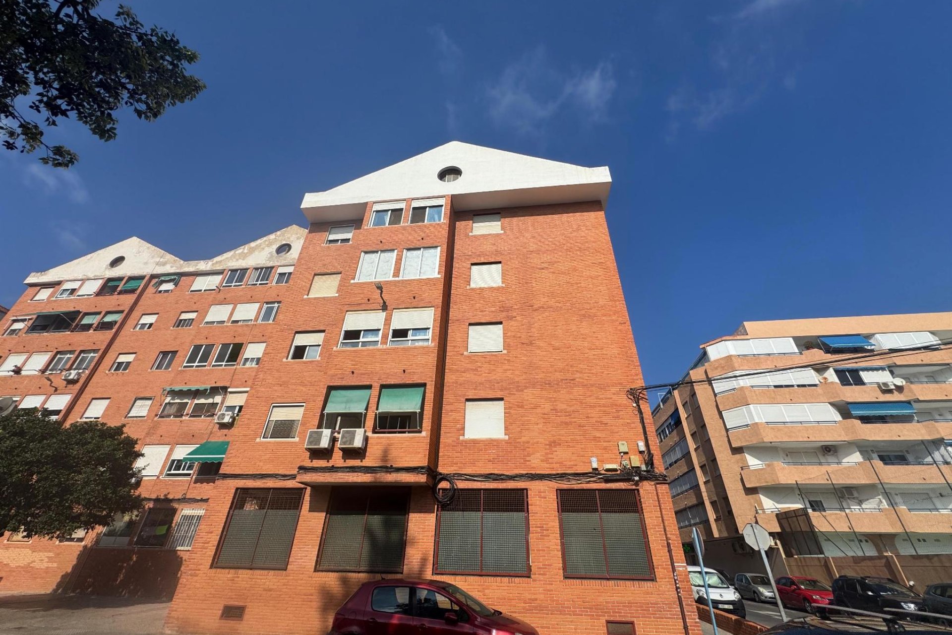 Herverkoop - Apartamento -
Torrevieja - Playa del Acequión