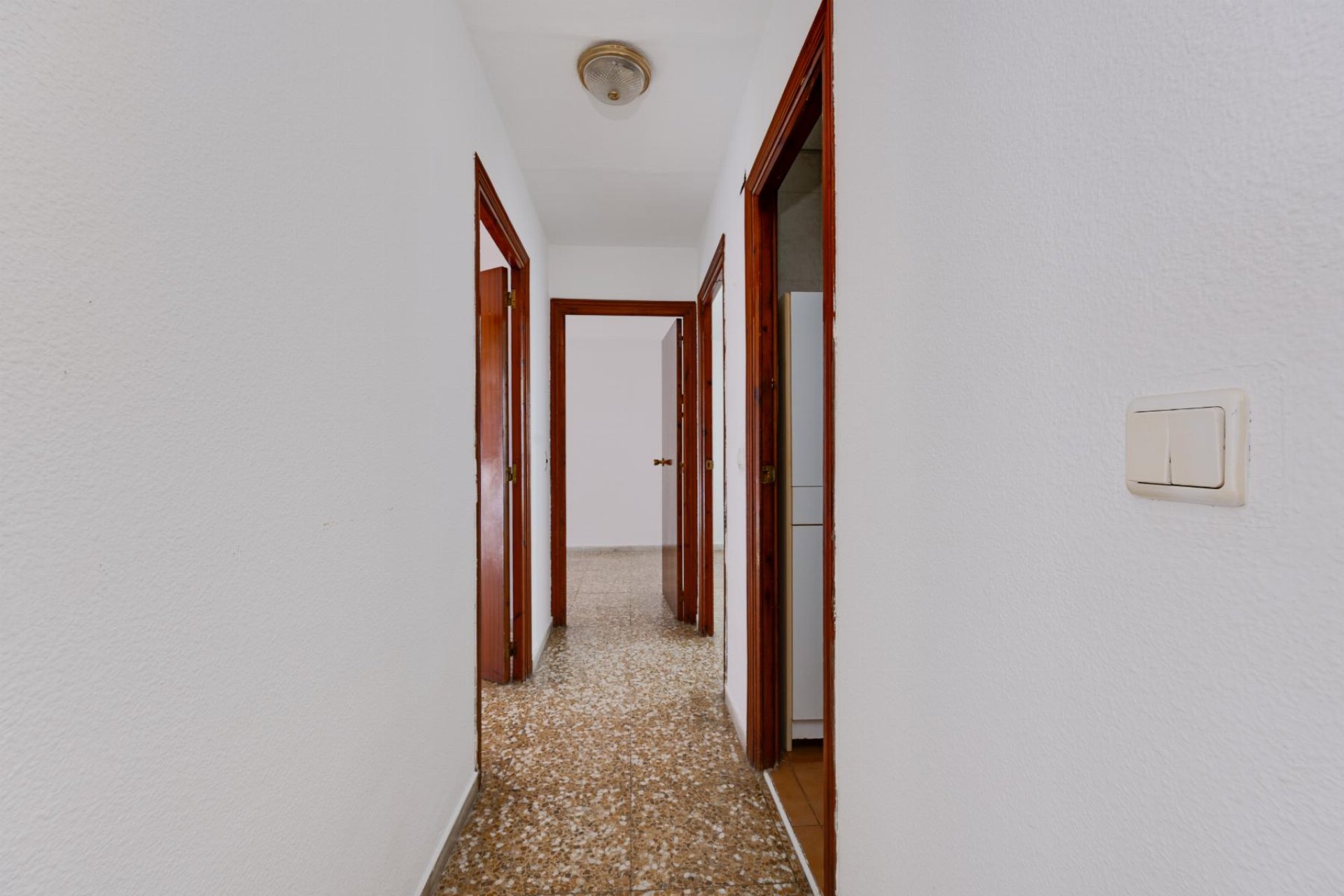 Herverkoop - Apartamento -
Torrevieja - Playa del Acequión