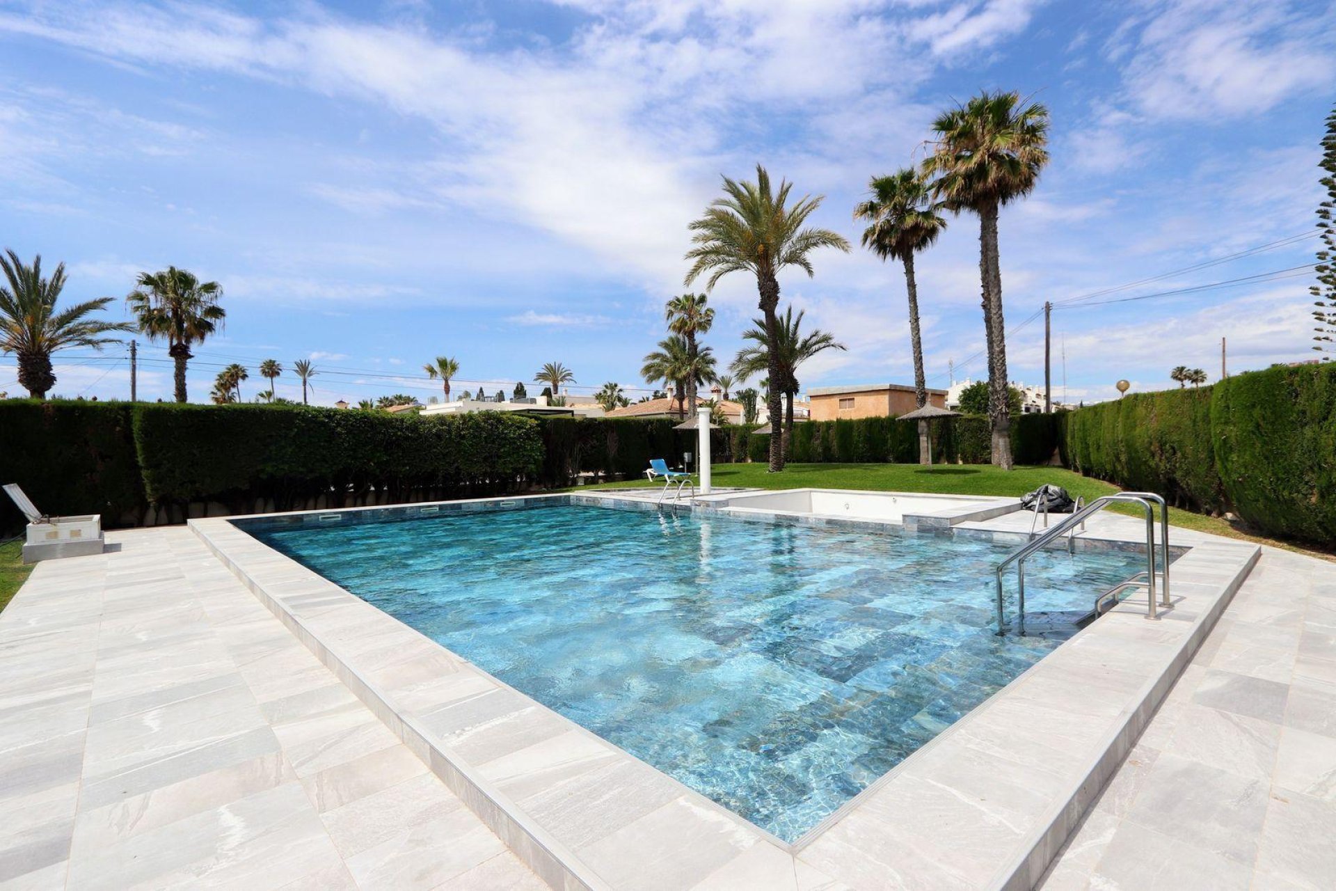 Herverkoop - Apartamento -
Torrevieja - Playa Flamenca