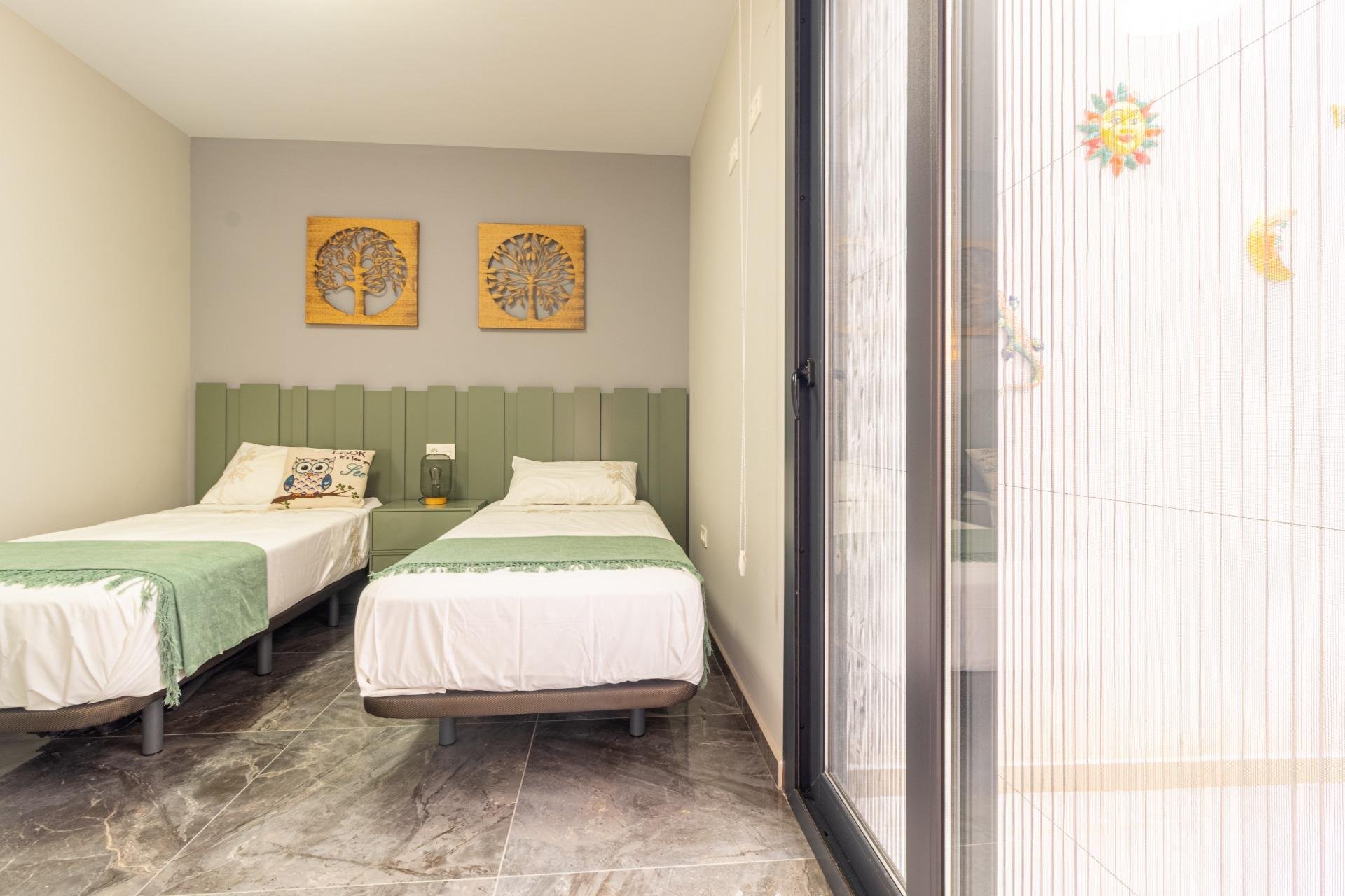 Herverkoop - Appartement -
Orihuela Costa - La Florida