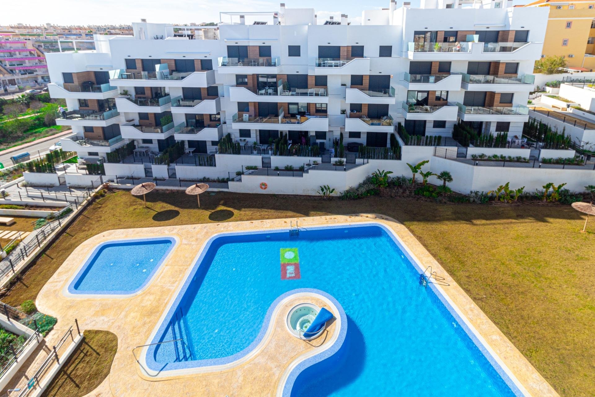 Herverkoop - Appartement -
Orihuela Costa - Las Filipinas
