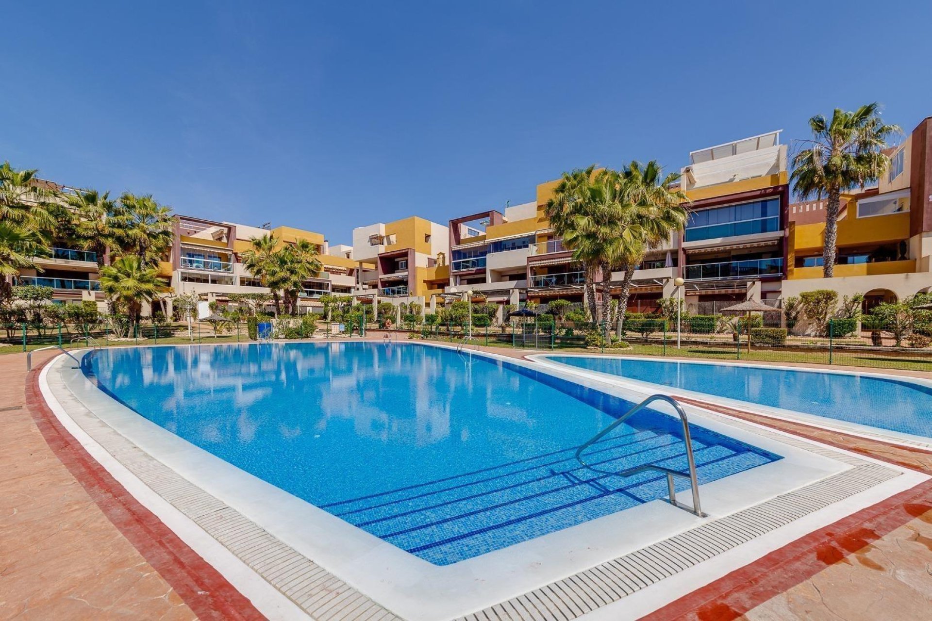 Herverkoop - Appartement -
Orihuela Costa - Punta Prima