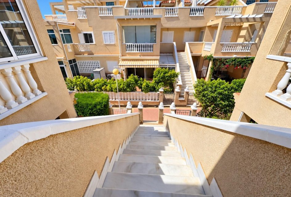 Herverkoop - Appartement -
Orihuela Costa - Punta Prima