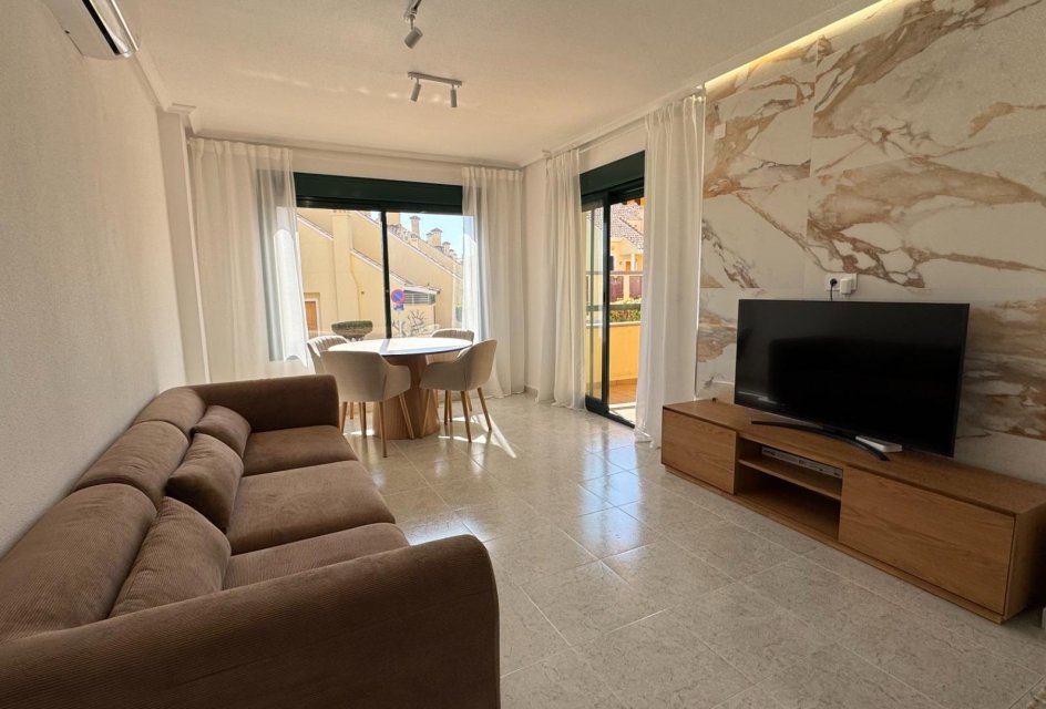 Herverkoop - Appartement -
Orihuela Costa - Villamartín-Las Filipinas