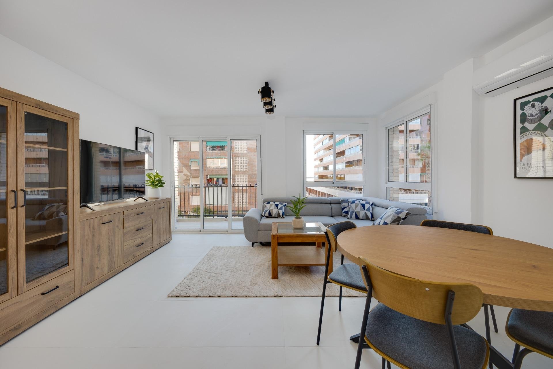 Herverkoop - Appartement -
Torrevieja - Acequion