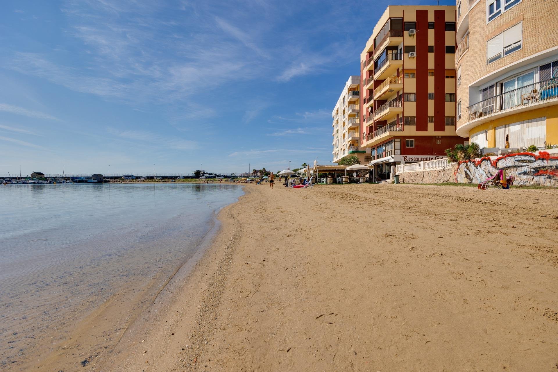 Herverkoop - Appartement -
Torrevieja - Acequion