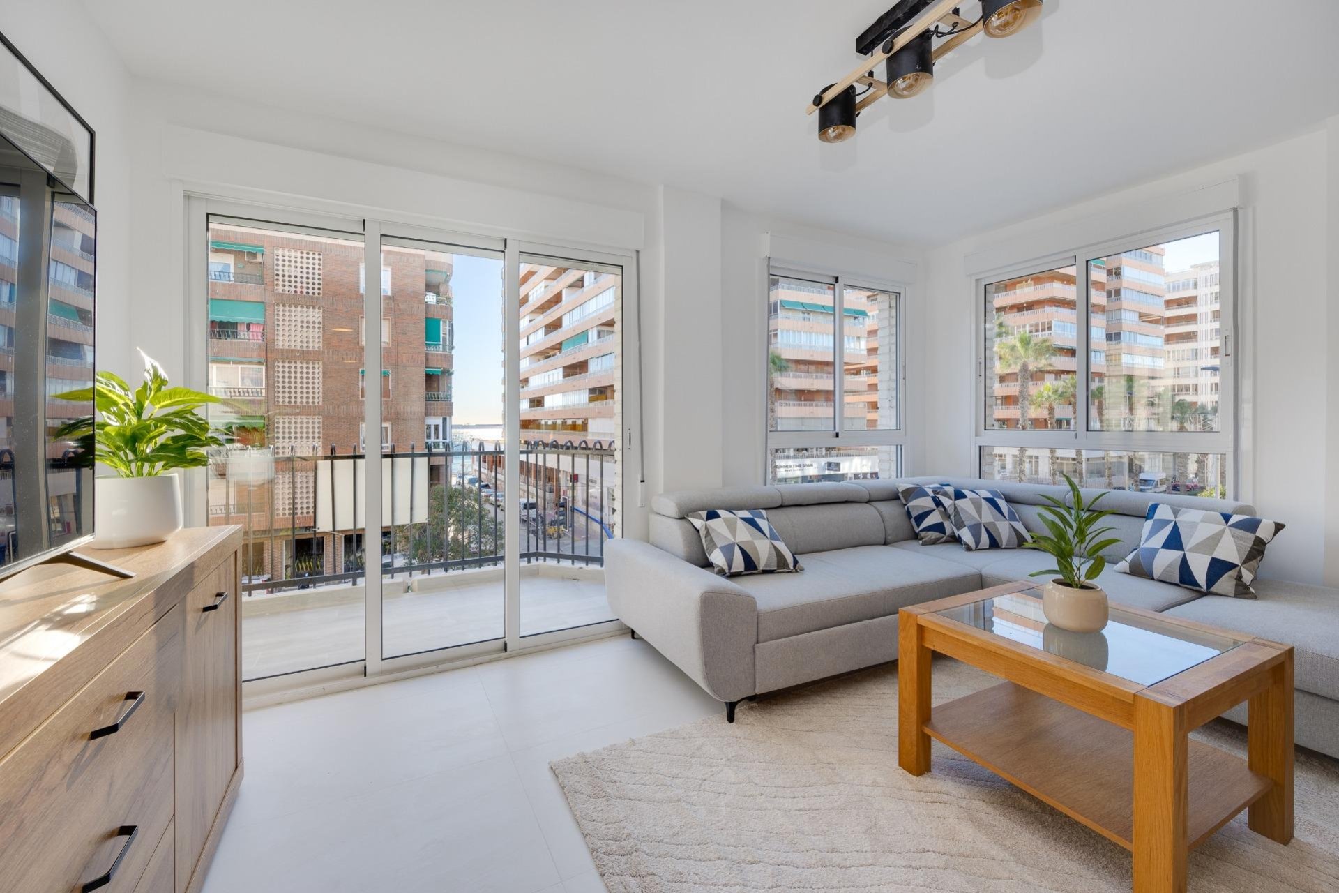 Herverkoop - Appartement -
Torrevieja - Acequion