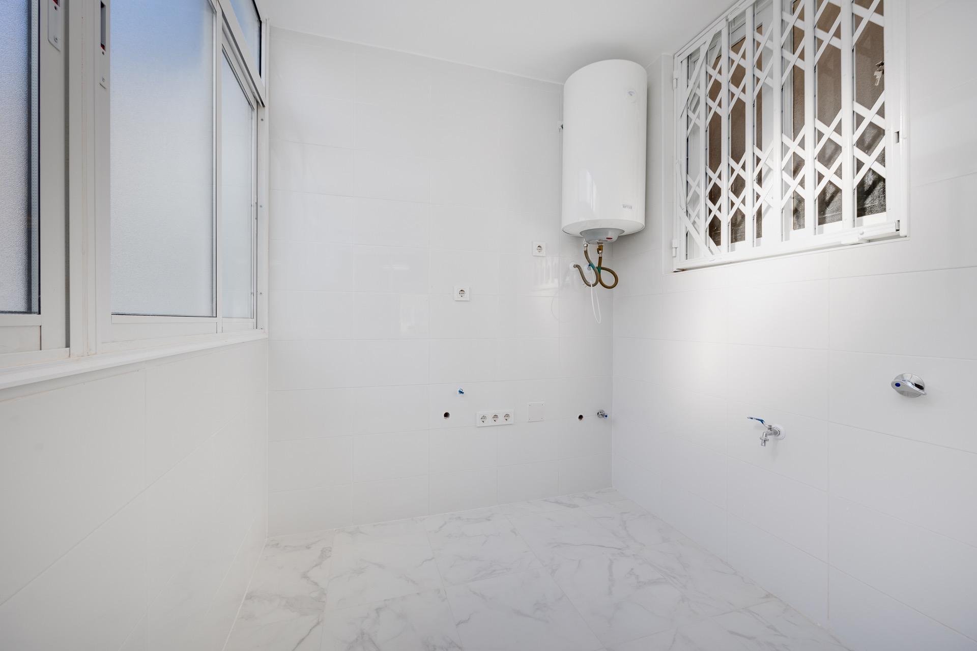 Herverkoop - Appartement -
Torrevieja - Acequion