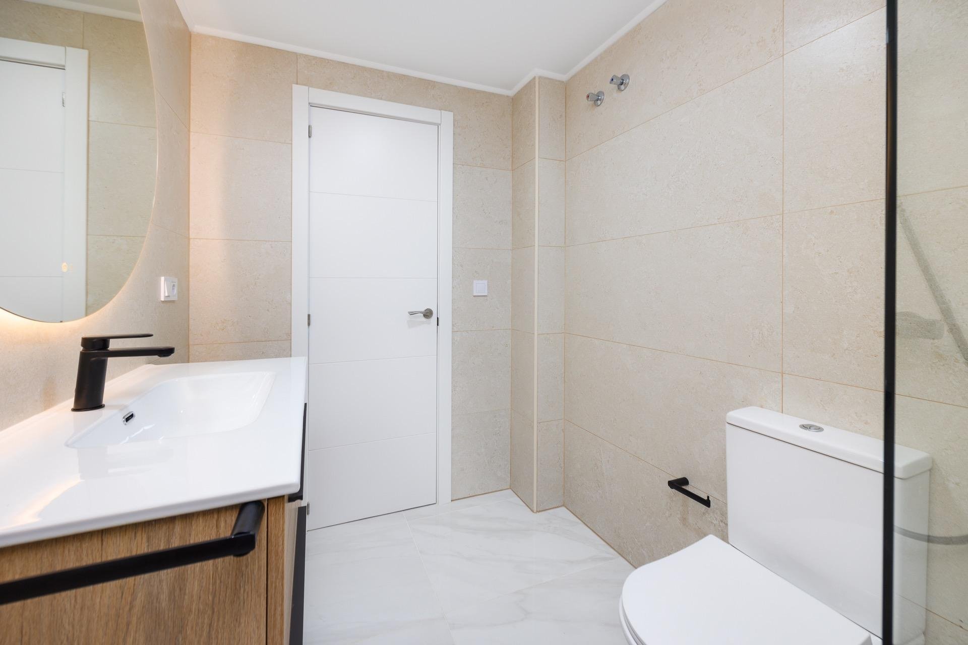 Herverkoop - Appartement -
Torrevieja - Acequion