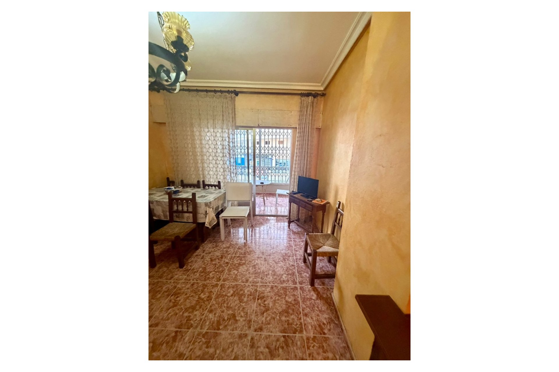Herverkoop - Appartement -
Torrevieja Centro - Torrevieja