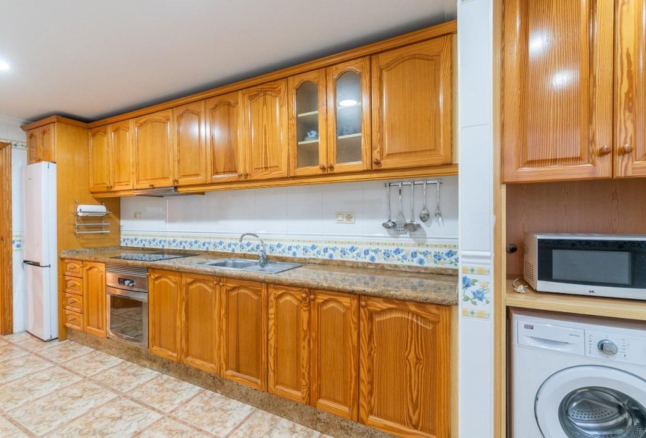 Herverkoop - Appartement -
Torrevieja - Centro