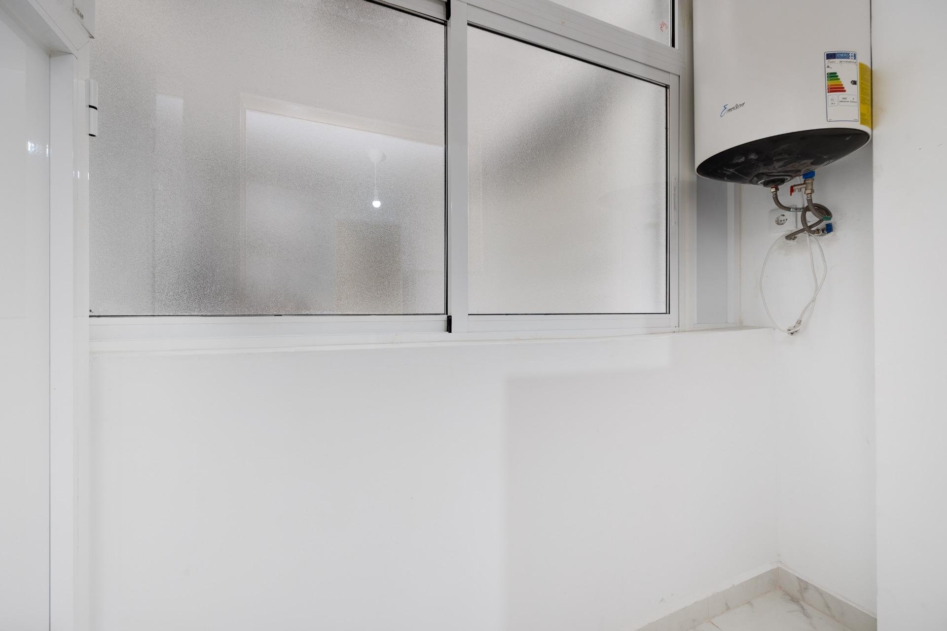 Herverkoop - Appartement -
Torrevieja - Centro