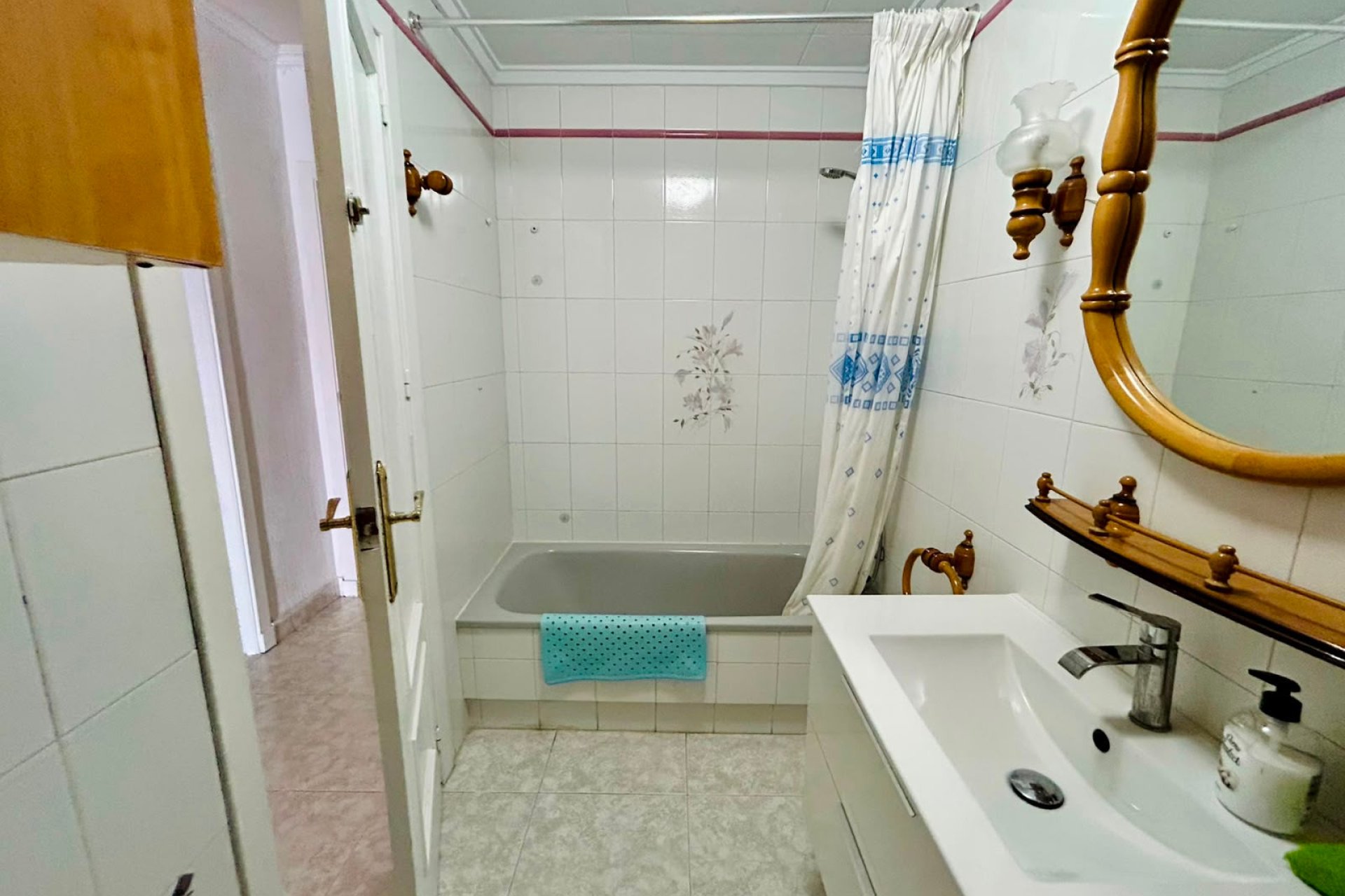 Herverkoop - Appartement -
Torrevieja - Playa de los Locos
