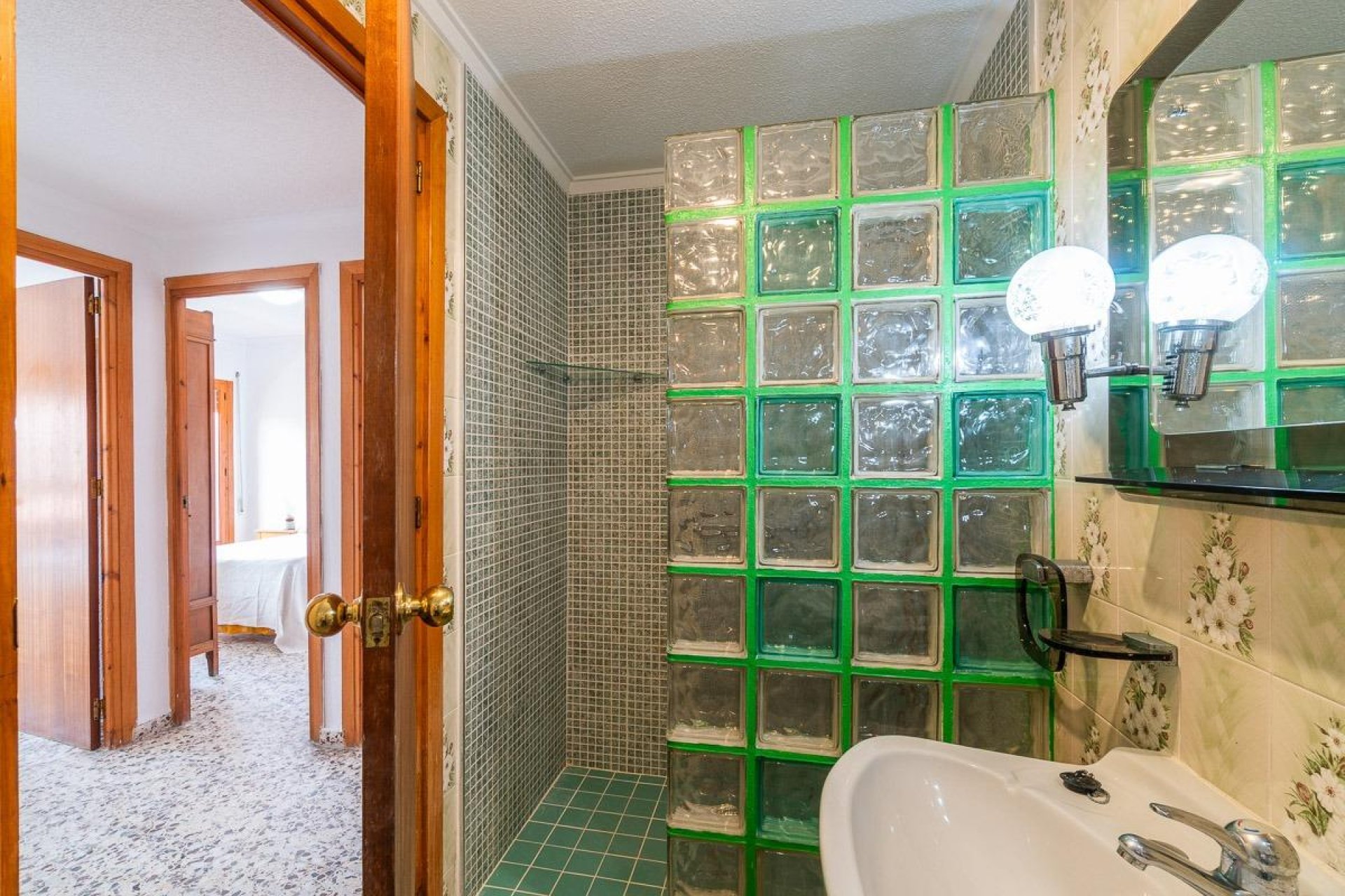 Herverkoop - Appartement -
Torrevieja - Playa de los Naufragos