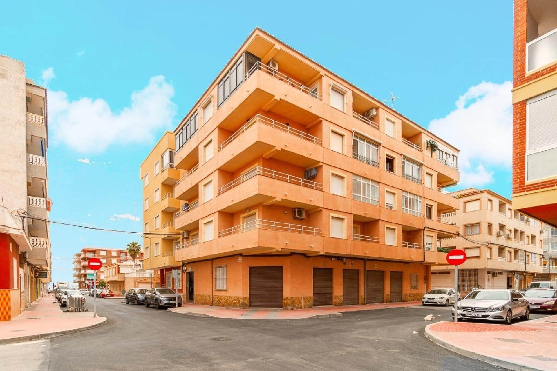 Herverkoop - Appartement -
Torrevieja - Playa de los Naufragos