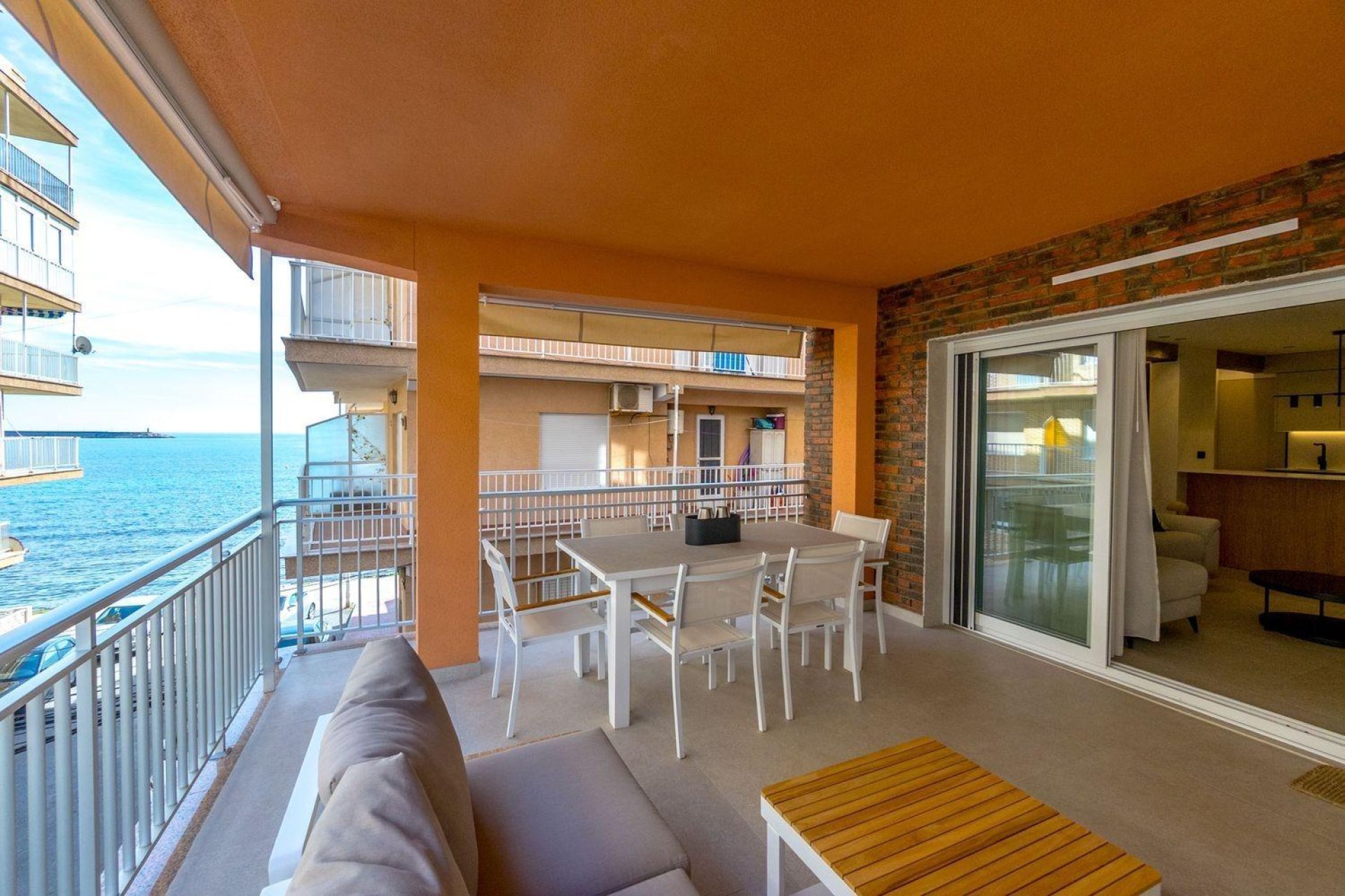 Herverkoop - Appartement -
Torrevieja - Playa de los Naufragos