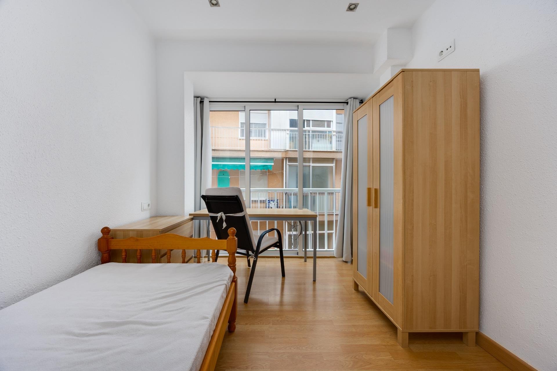 Herverkoop - Appartement -
Torrevieja - Playa de los Naufragos