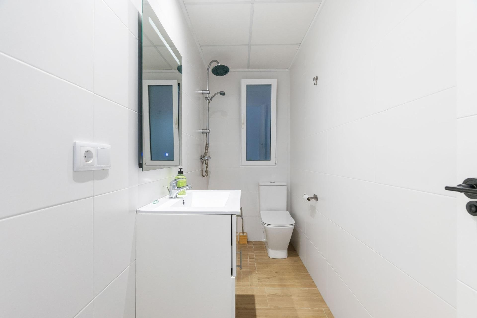 Herverkoop - Appartement -
Torrevieja - Playa del Cura