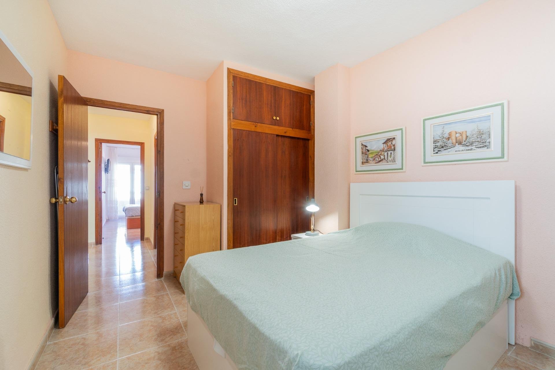 Herverkoop - Appartement -
Torrevieja - Playa del Cura