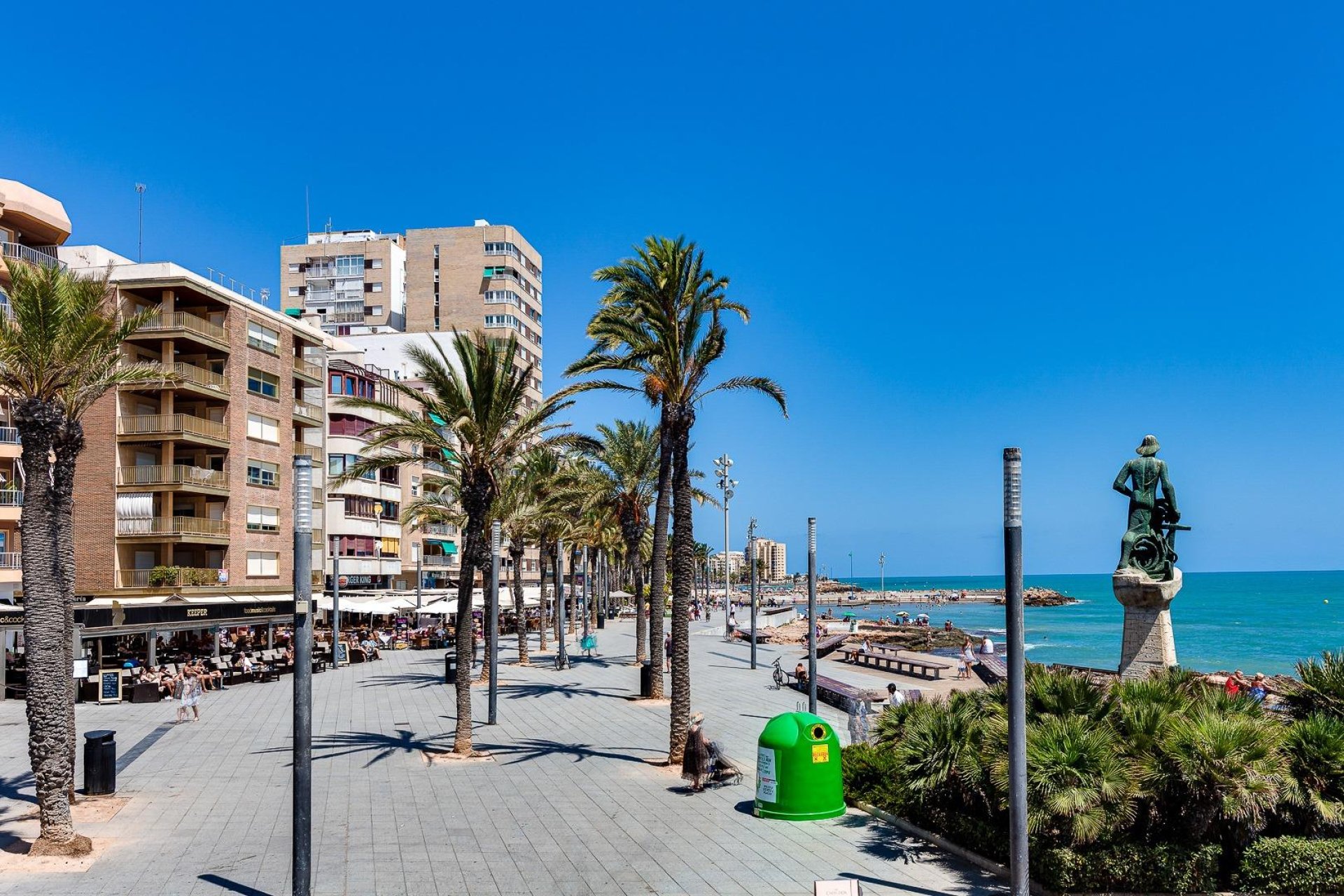 Herverkoop - Appartement -
Torrevieja - Playa del Cura
