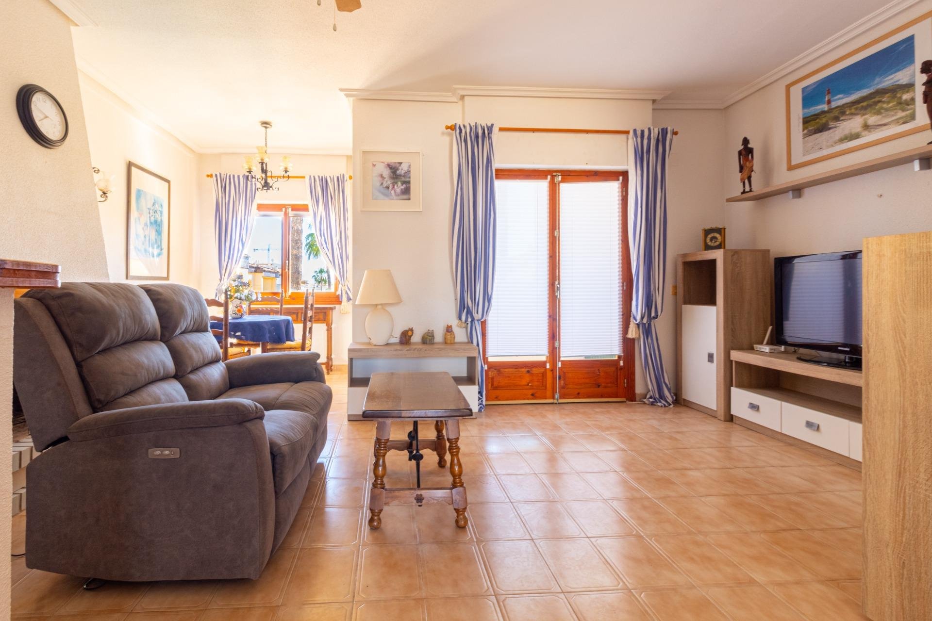 Herverkoop - Appartement -
Torrevieja - Punta Prima