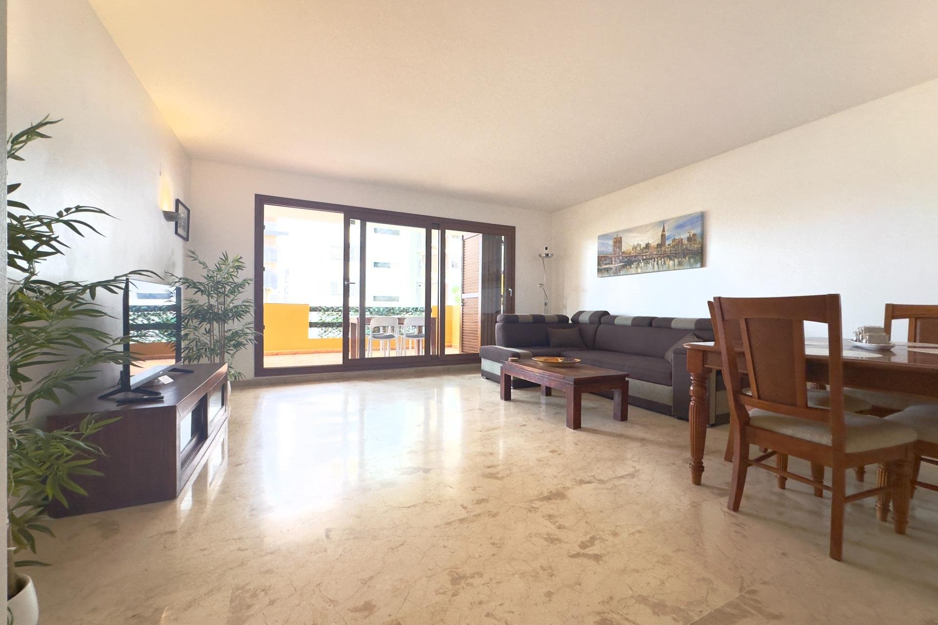 Herverkoop - Appartement -
Torrevieja - Punta Prima