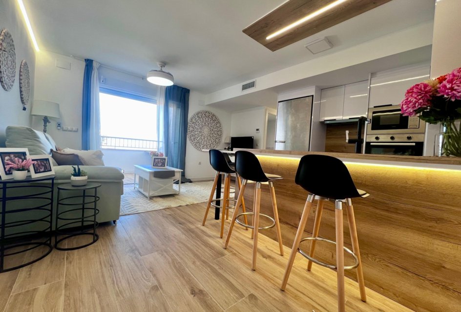 Herverkoop - Appartement -
Torrevieja - Punta Prima