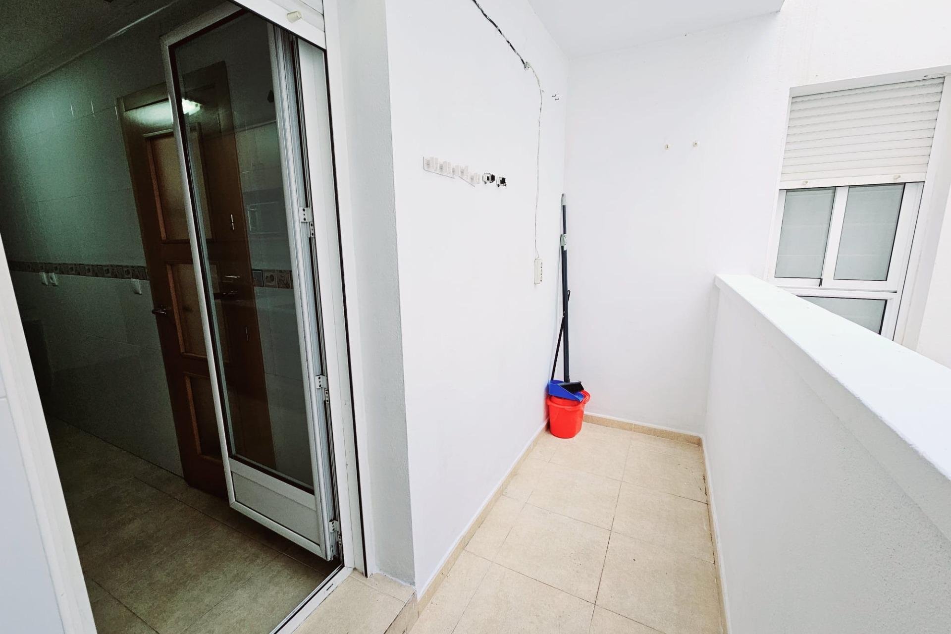 Herverkoop - Appartement -
Torrevieja - torrevieja