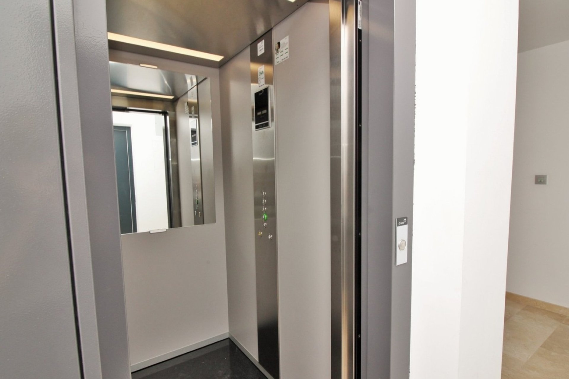 Herverkoop - Appartement -
Villamartin - Costa Blanca