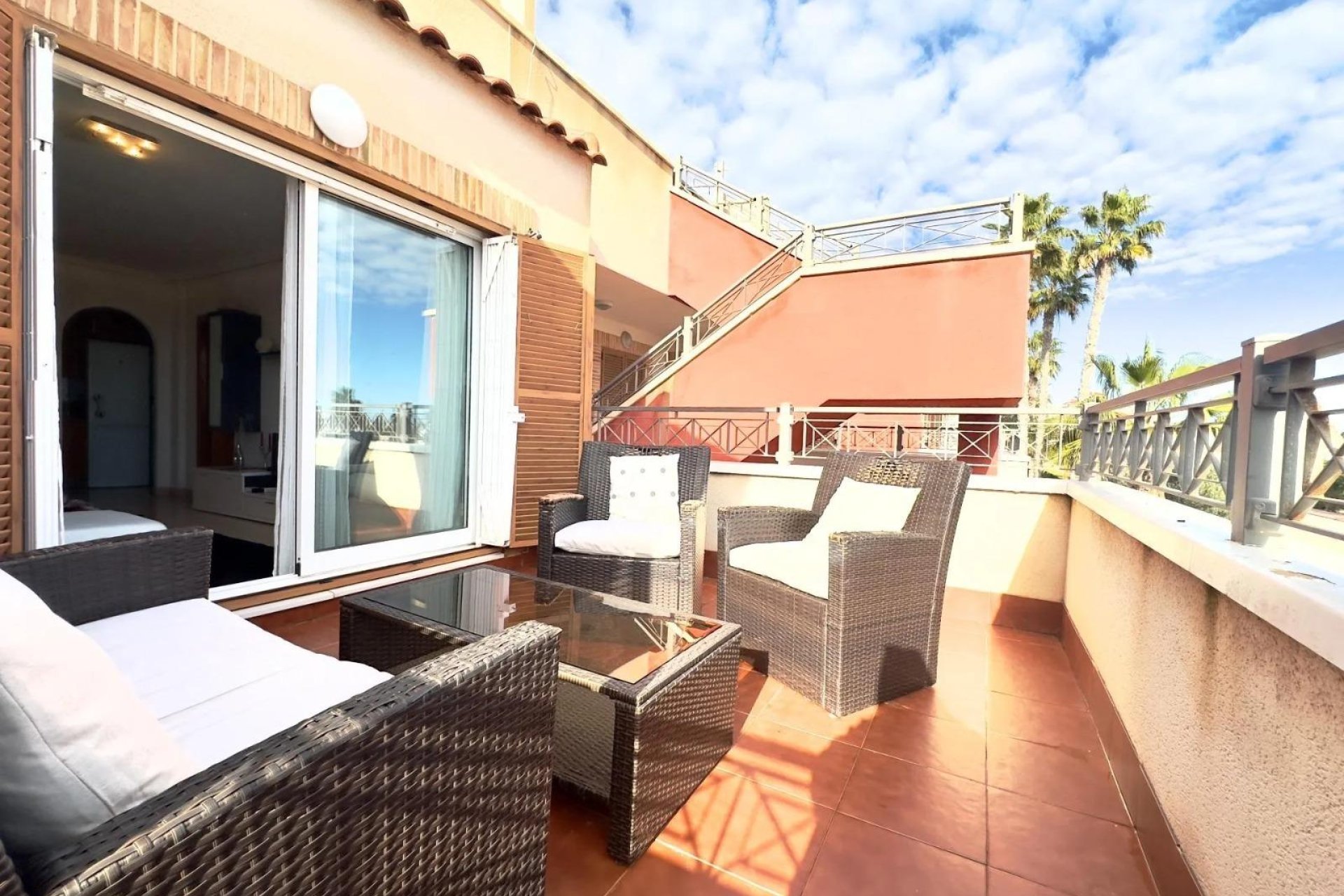 Herverkoop - Buhardilla -
Orihuela Costa - Punta Prima