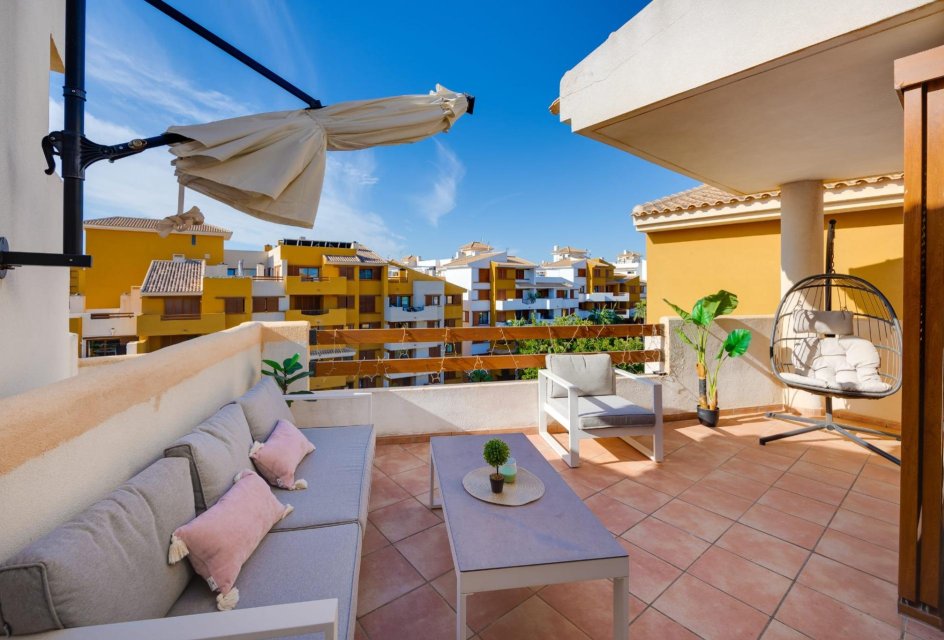 Herverkoop - Buhardilla -
Torrevieja - Punta prima