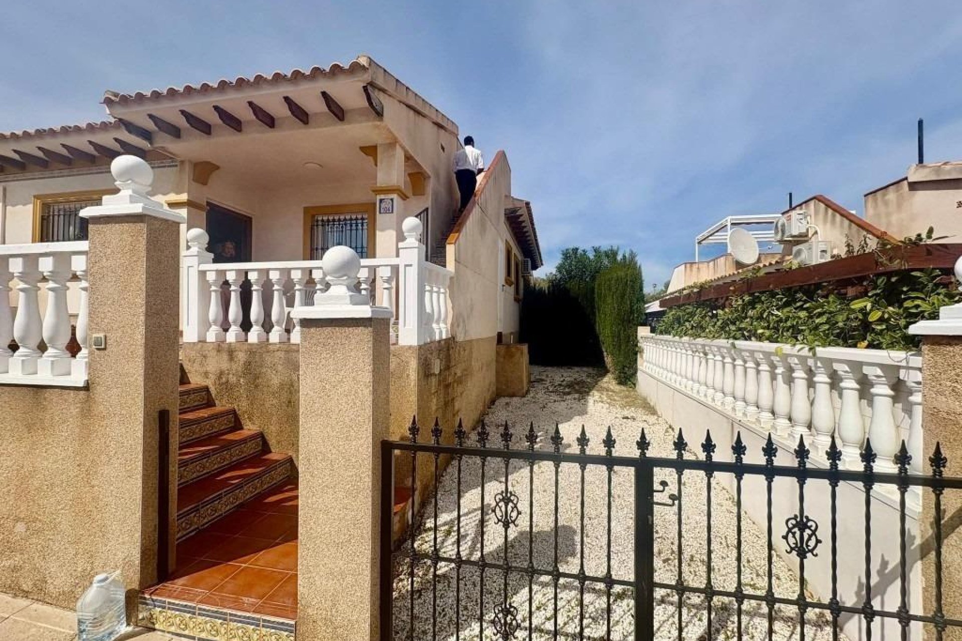 Herverkoop - Bungalow -
Orihuela Costa - Las Filipinas