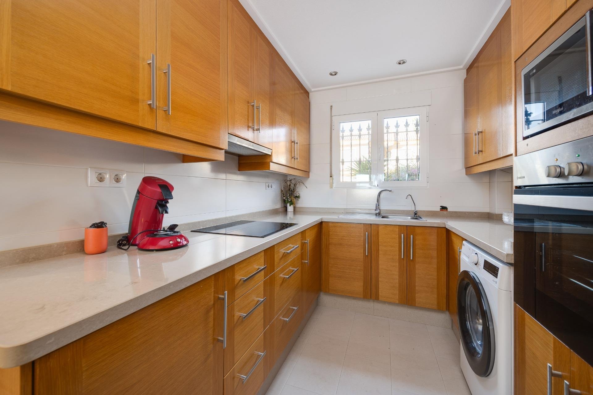 Herverkoop - Bungalow -
Orihuela Costa - Los Dolses