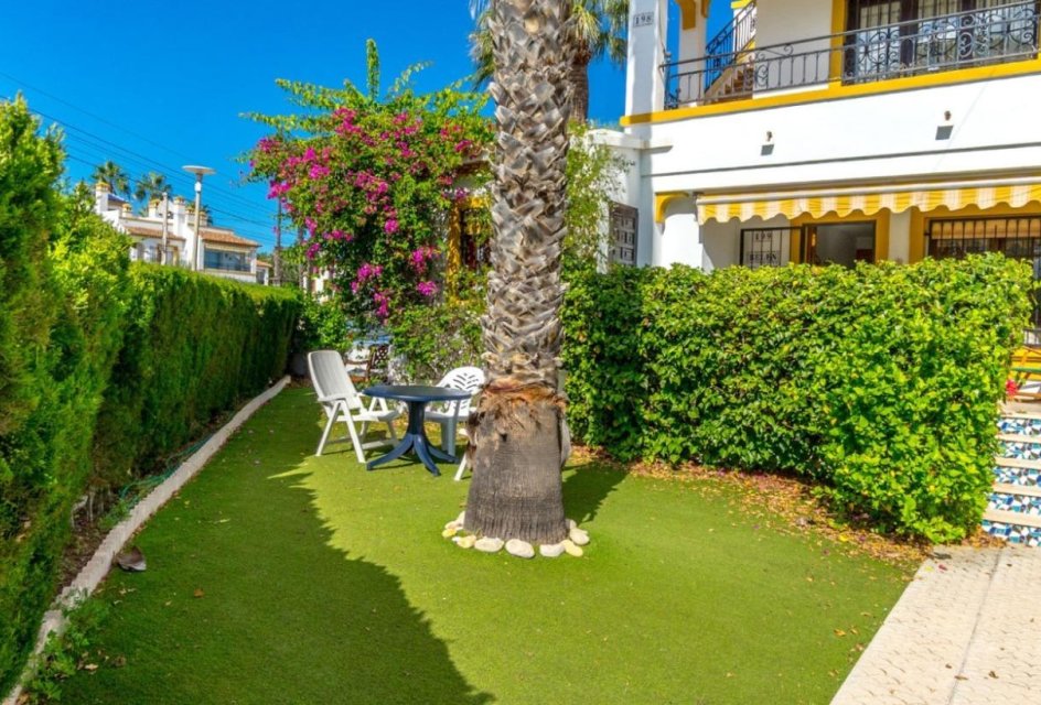 Herverkoop - Bungalow -
Orihuela Costa - Los Dolses