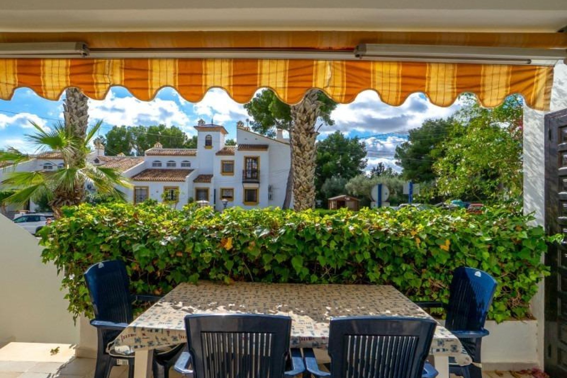 Herverkoop - Bungalow -
Orihuela Costa - Los Dolses