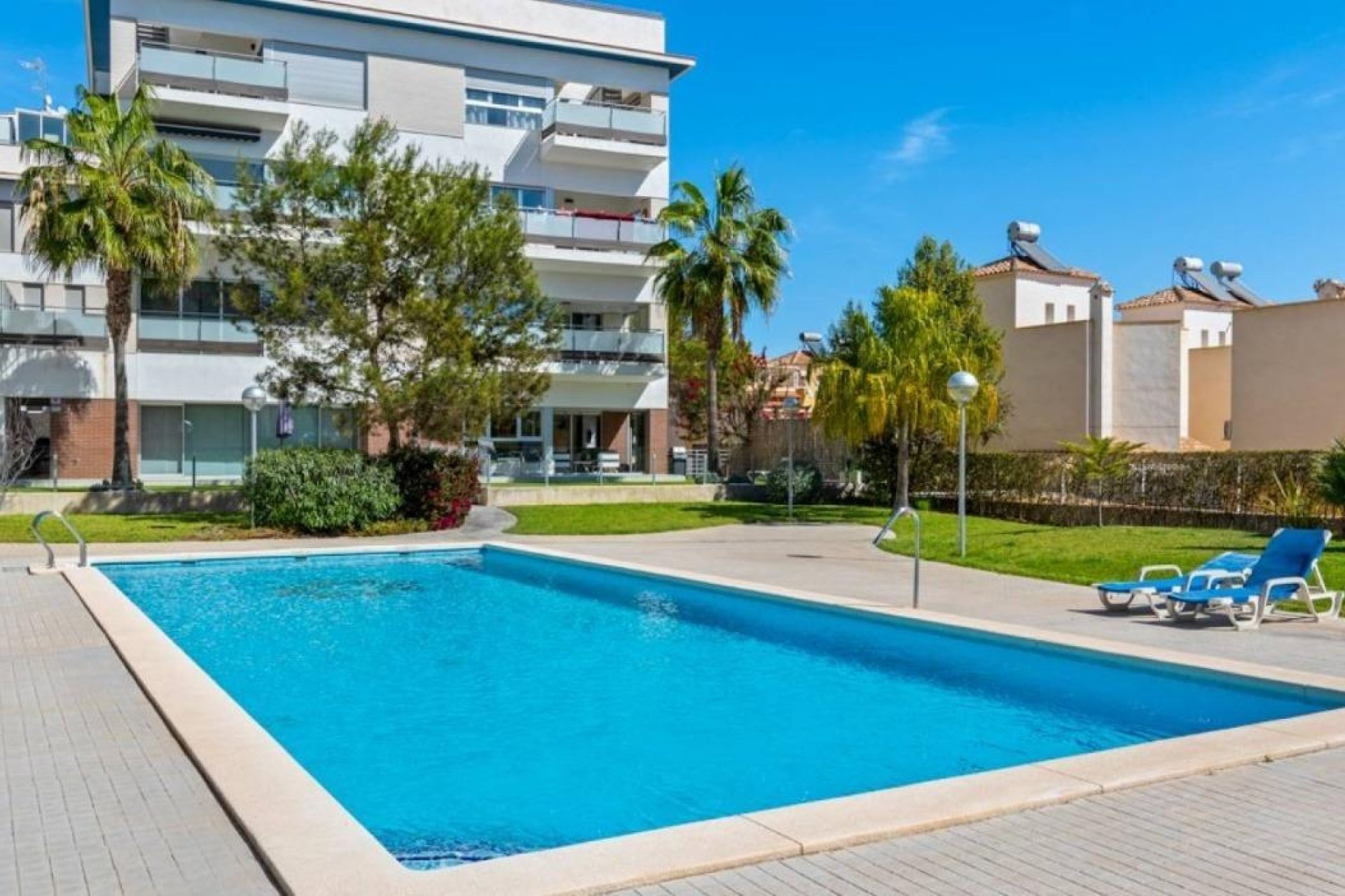 Herverkoop - Bungalow -
Orihuela Costa - Los Dolses
