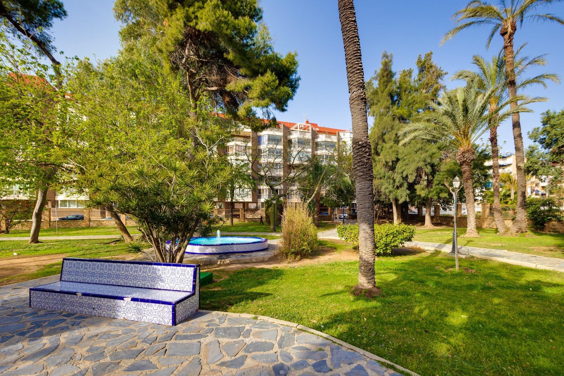 Herverkoop - Bungalow -
Torrevieja - Acequion
