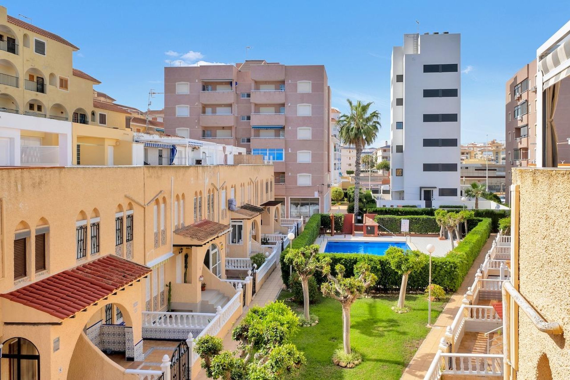 Herverkoop - Bungalow -
Torrevieja - Playa de la mata
