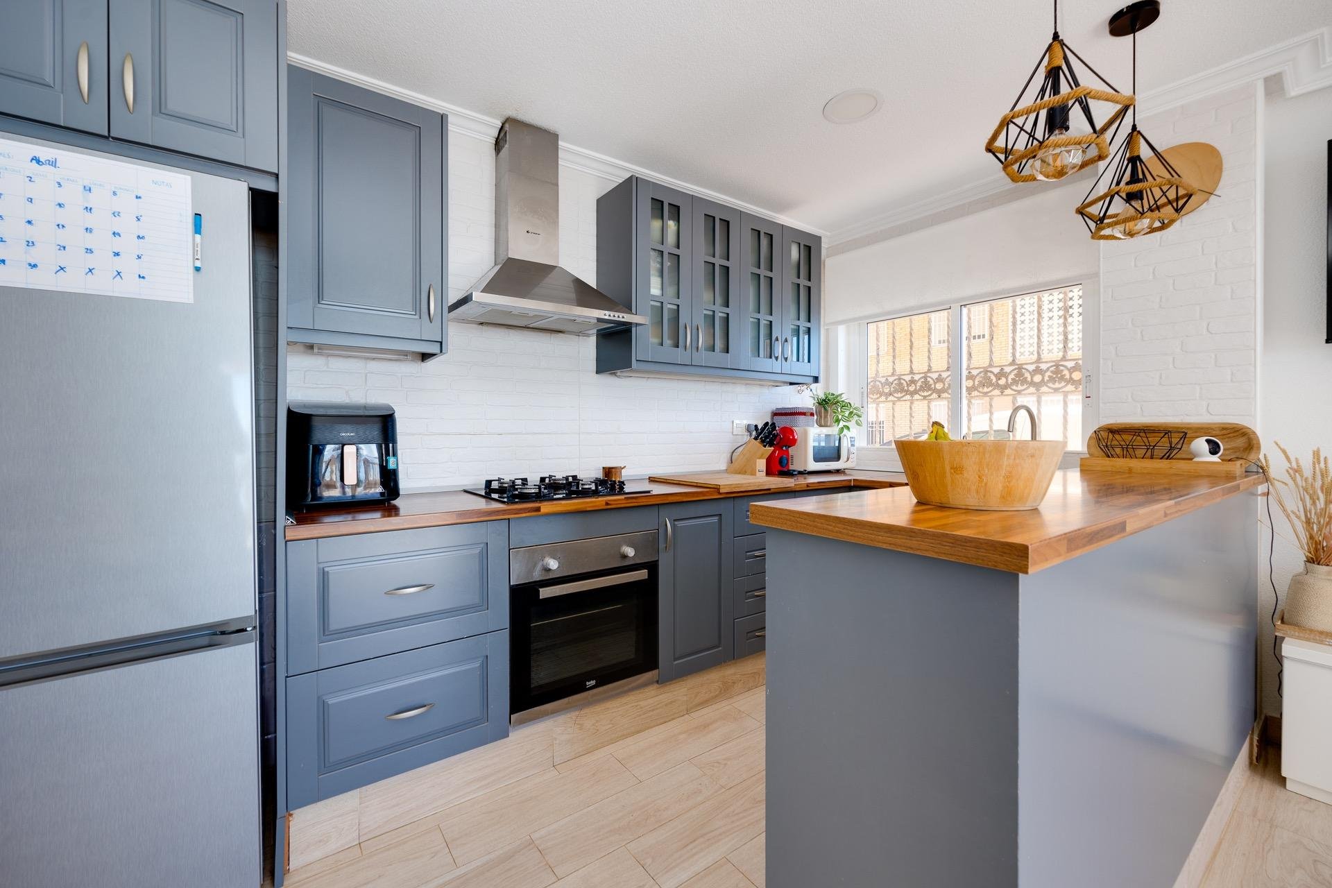 Herverkoop - Bungalow -
Torrevieja - Playa de los Naufragos